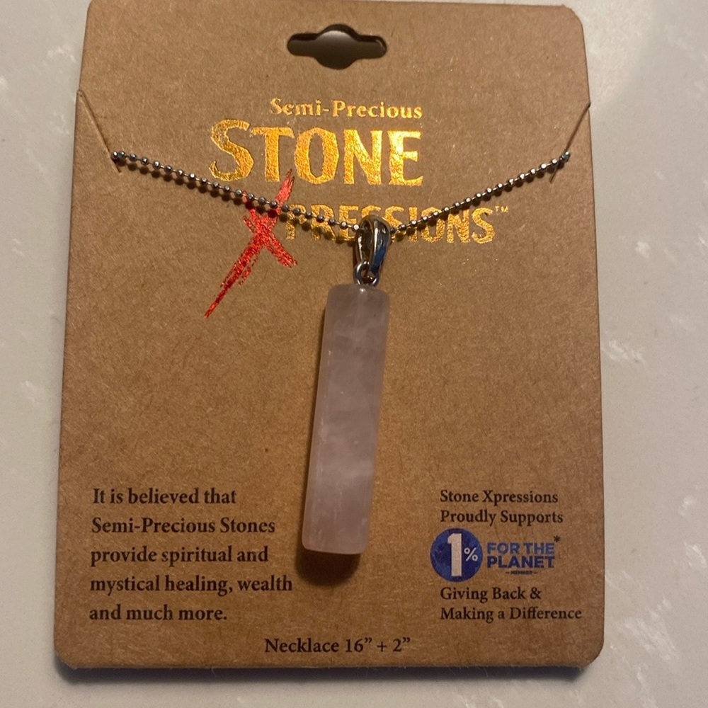 Rose quartz silvertone adjustable necklace. 16-18 in promotes love harmony NWT